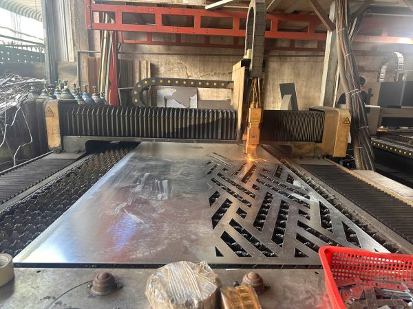cắt laser inox theo yêu cầu tại Khởi Minh