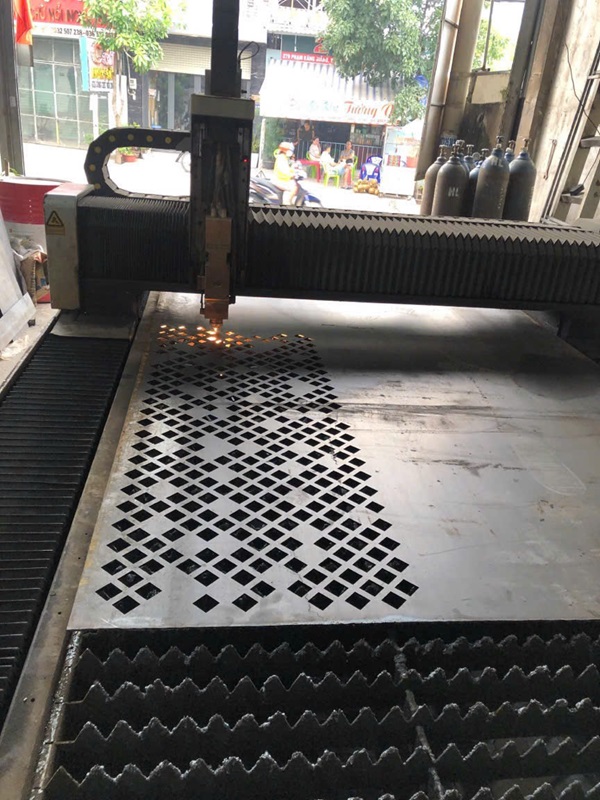 Cắt Laser thép tấm