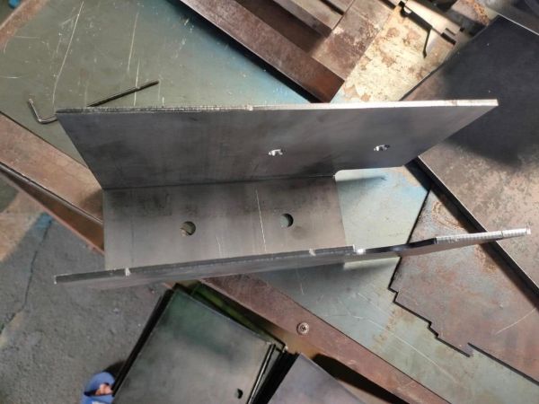 chan-cnc-tphcm-7 Gia công chấn CNC