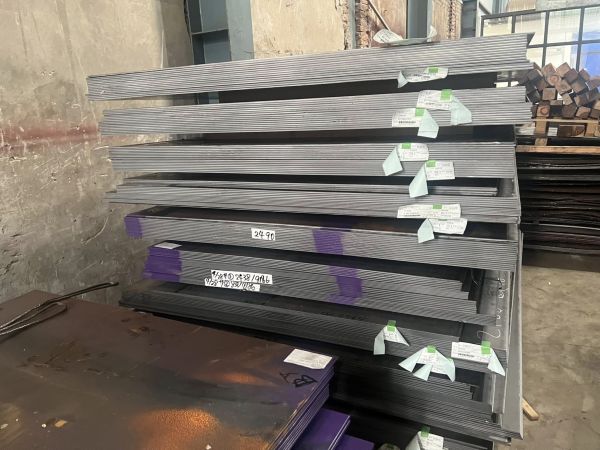 cung-cap-thep-tam-tai-quan-10-2 Thép tấm Q235A được giao tại phường Diên Hồng