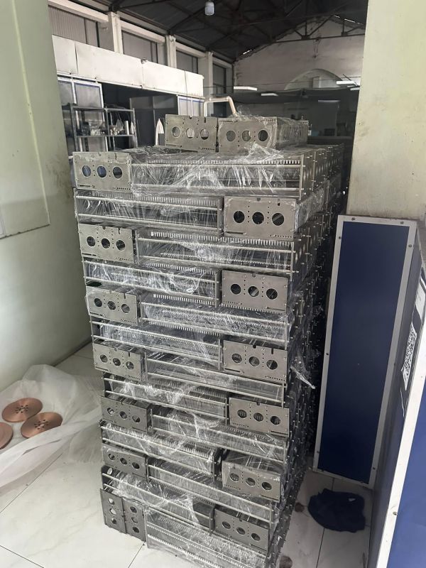 Gia công vỏ máy
