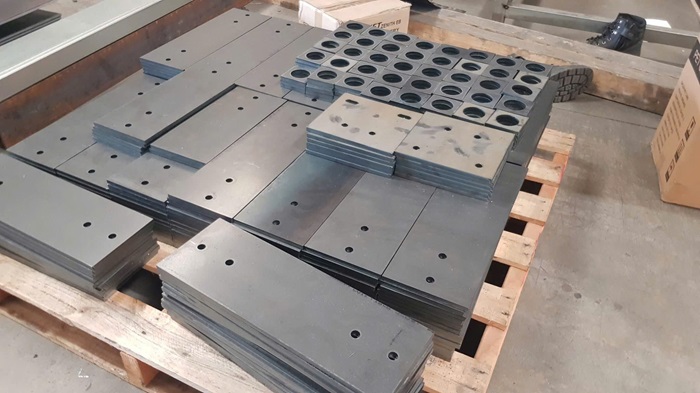 Gia công kim loại tấm