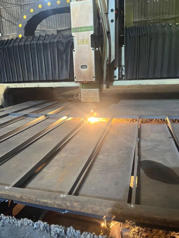 gia-cong-kim-loai-tam-tra-vinh-3 Cắt Laser kim loại tấm